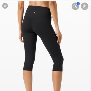 Lululemon align mid-rise crop black yoga pants
